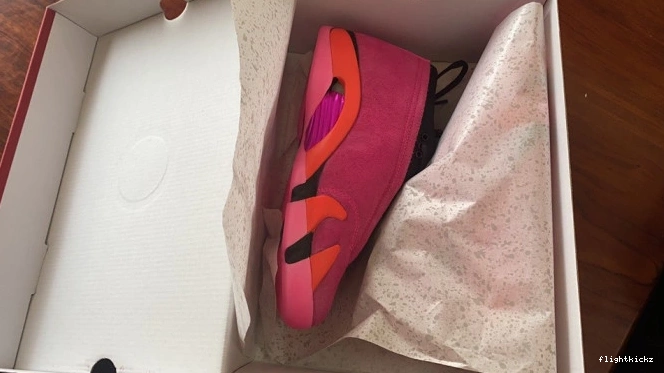 Pink Jordan Shocking DH4121-600 (W) Low 14 Retro 0820